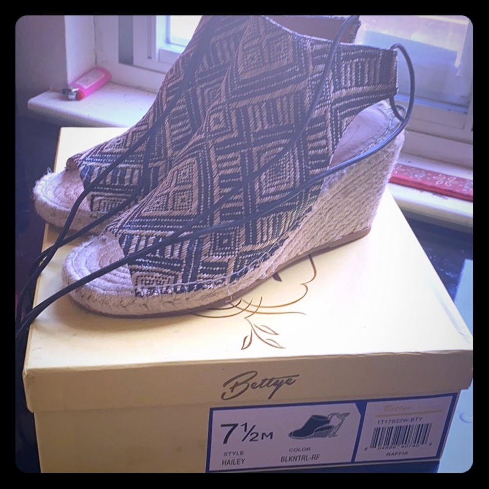 Neutral Raffia Summer Espadrilles 🌺